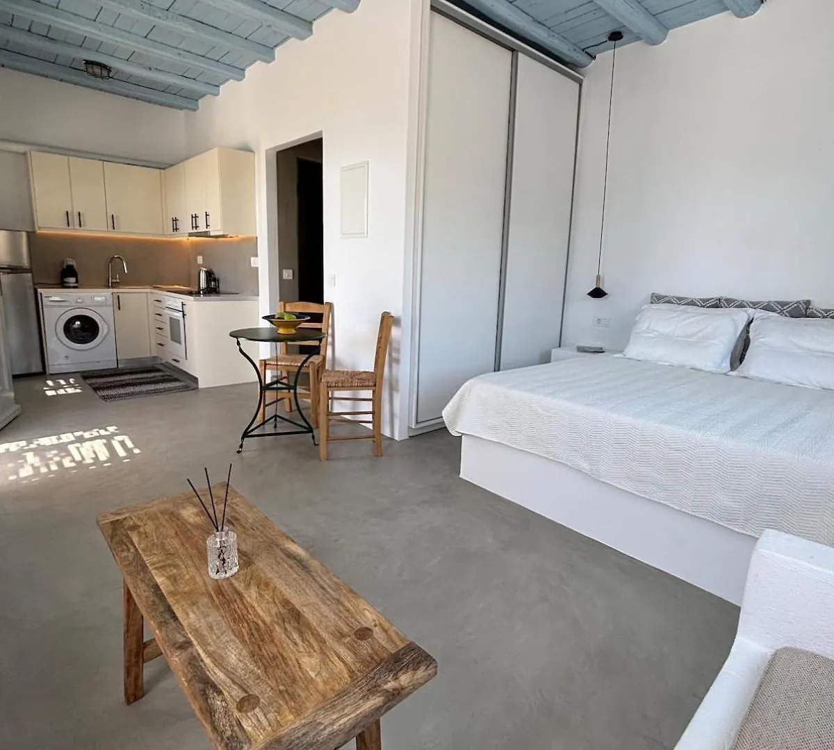 شقة Blue And White Mykonos Ap2 Mykonos Town اليونان